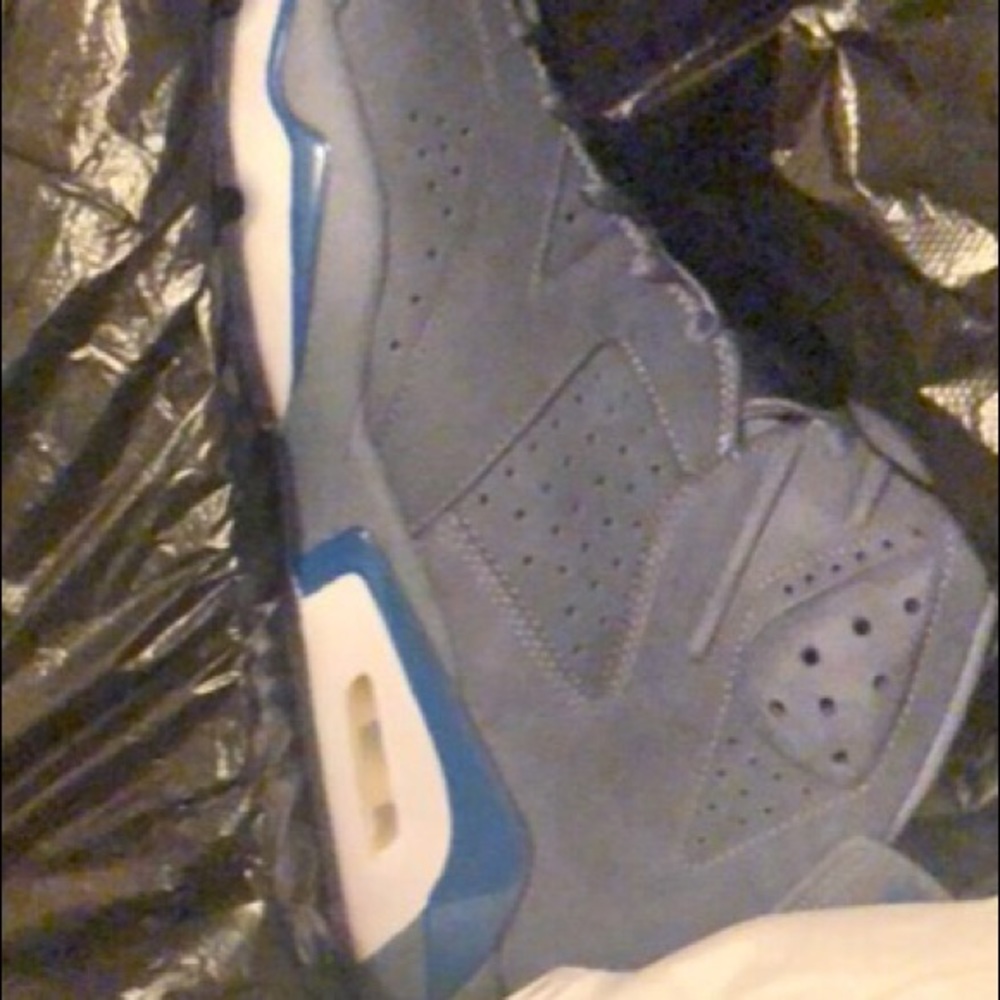 Blue retro Jordan’s